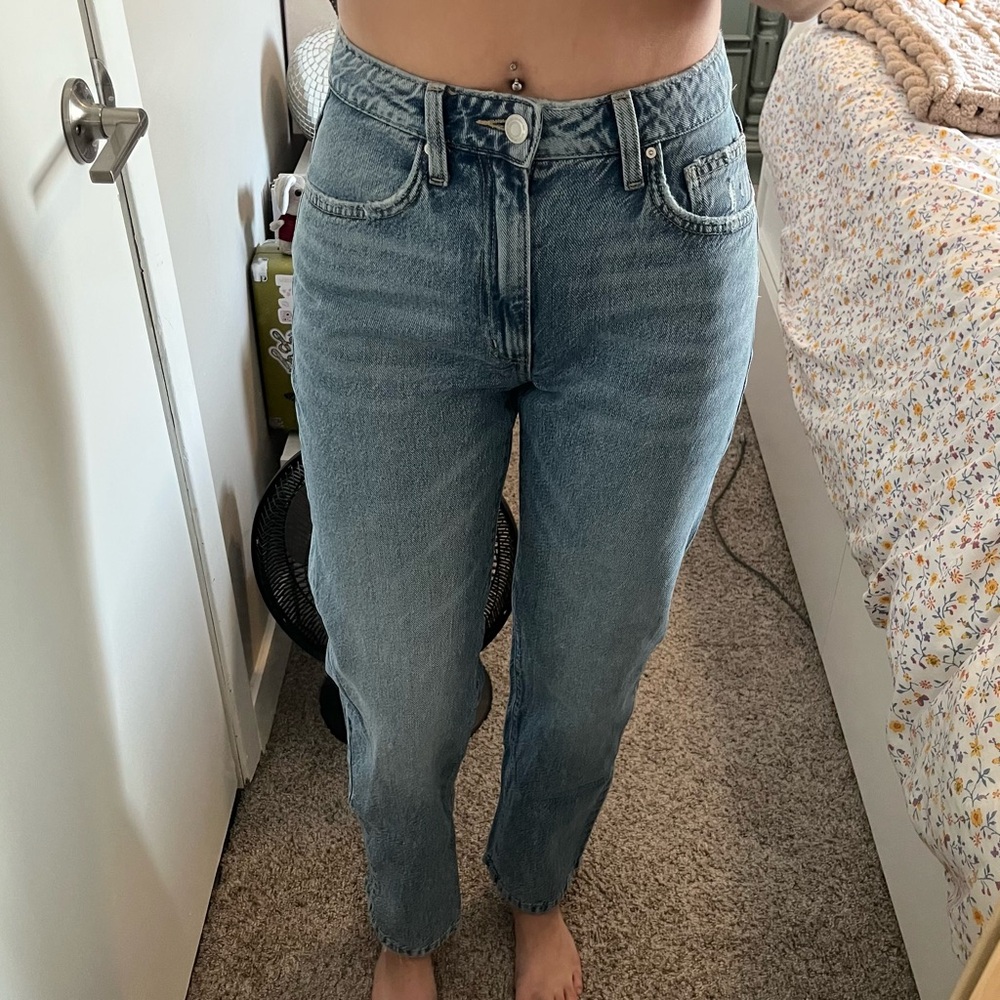 NWOT Cotton On Mid Rise Straight Jeans